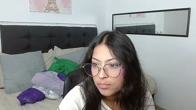 Snapshot of vaness_weet chatting on 05-08-26, 07:52 vaness weet online show from 05-08-26, 07:52