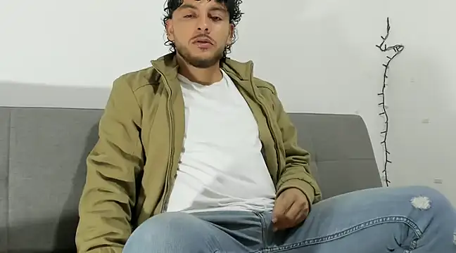 tuyo1995 online show from 01-25-25, 11:43