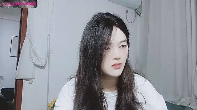 QiuPeiPeimmm online show from 03-19-25, 02:46