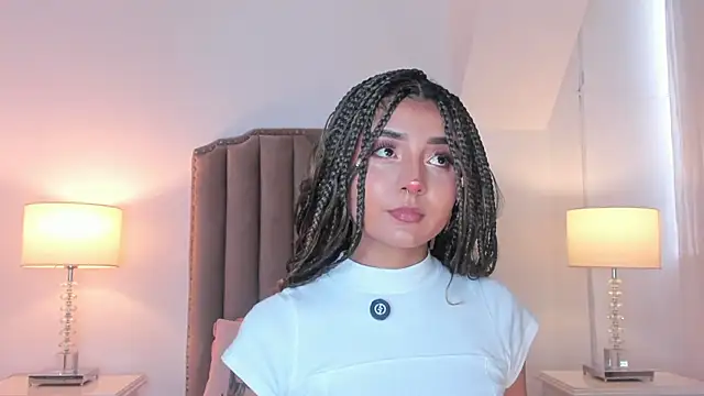 Emma Torres   online show from 02-04-26, 12:11