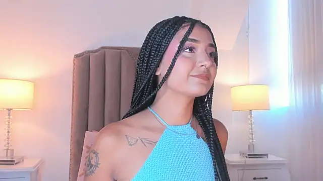 Emma Torres   online show from 06-01-26, 12:40
