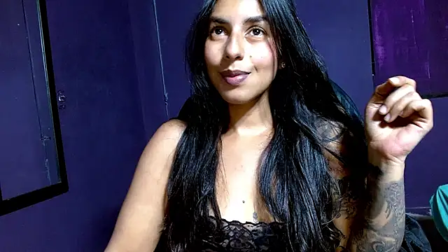 Snapshot of Desipleasure chatting on 01-18-25, 07:58 Desipleasure online show from 01-18-25, 07:58