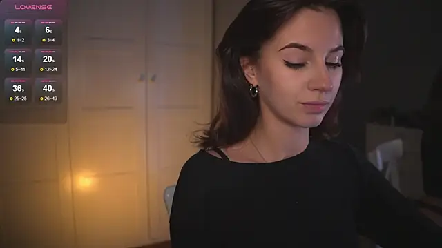 -JuicyMolly- online show from 02-04-26, 05:30