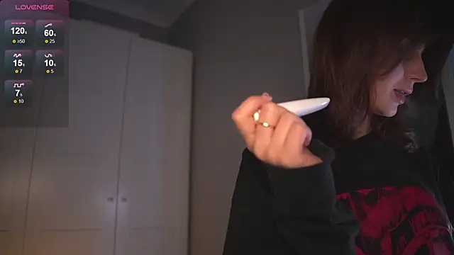 -JuicyMolly- online show from 02-17-26, 05:41