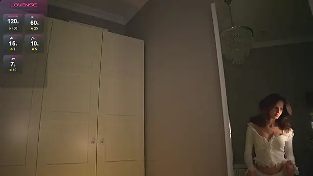 -JuicyMolly- online show from 02-27-26, 03:01