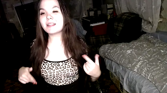 Var Kiss online show from 02-23-25, 01:21