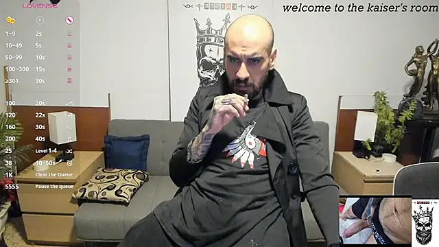 Snapshot of kaiser679_ chatting on 03-11-26, 09:48 kaiser679 online show from 03-11-26, 09:48