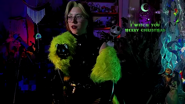 Scarlett Wanner online show from 12-21-24, 08:00