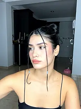 Snapshot of thebestass19 chatting on 12-01-24, 10:53 thebestass19 online show from 12-01-24, 10:53