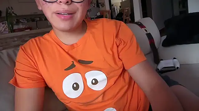 sweetxnico online show from 11-18-25, 03:05