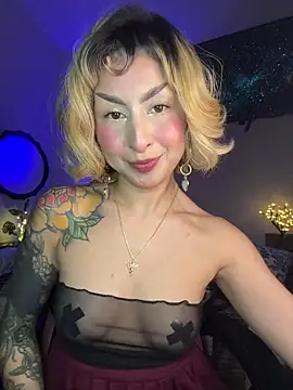 Cinamoonn online show from 04-06-26, 06:53