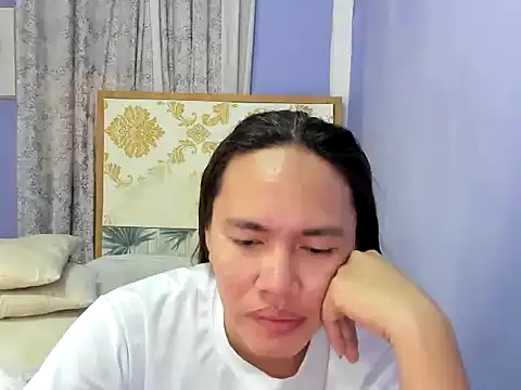 Snapshot of lady_kim_boner chatting on 10-15-25, 06:46 lady kim boner online show from 10-15-25, 06:46