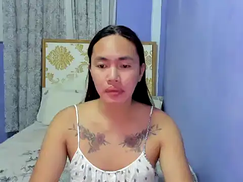 Snapshot of lady_kim_boner chatting on 10-26-25, 12:49 lady kim boner online show from 10-26-25, 12:49