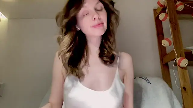 Nikki Mimimi online show from 12-21-24, 01:21