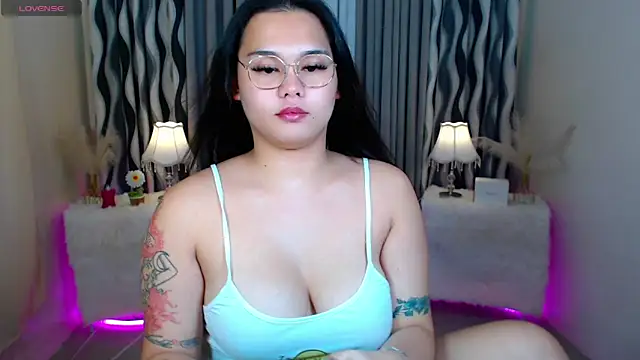 Ella Fantasiax online show from 10-13-25, 07:14