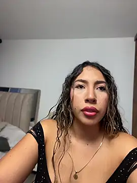 daniela henao online show from 02-05-26, 11:09