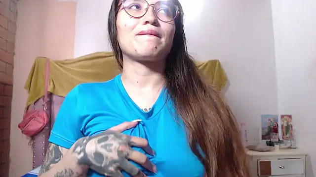 isabelle adj online show from 03-15-25, 09:09