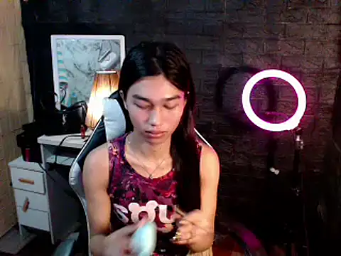 ToKeNa online show from 03-15-25, 05:48