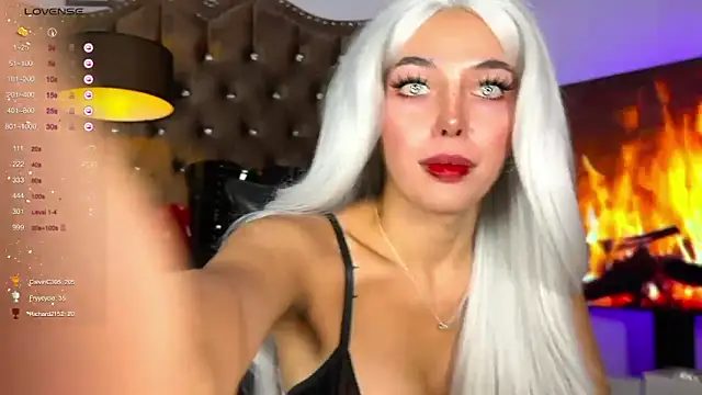 Snapshot of sassymarylou chatting on 02-12-25, 04:33 sassymarylou online show from 02-12-25, 04:33