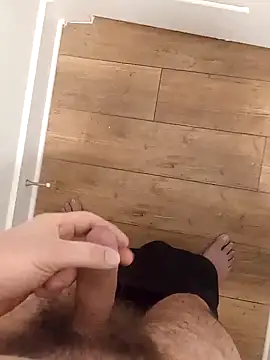 Snapshot of Mark_Dad chatting on 03-15-25, 11:40 Mark Dad online show from 03-15-25, 11:40