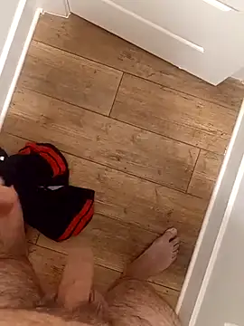 Snapshot of Mark_Dad chatting on 11-30-25, 06:28 Mark Dad online show from 11-30-25, 06:28