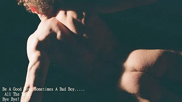 Snapshot of VIktorSecret chatting on 12-25-24, 04:00 VIktorSecret online show from 12-25-24, 04:00