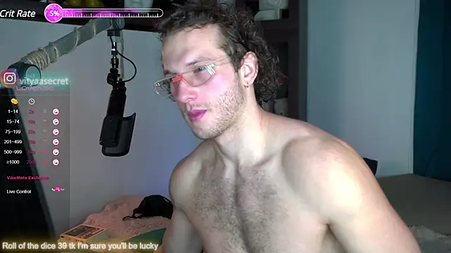 Snapshot of VIktorSecret chatting on 02-17-25, 03:47 VIktorSecret online show from 02-17-25, 03:47