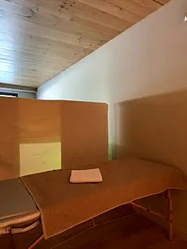 EmaSalis online show from 09-18-25, 10:50