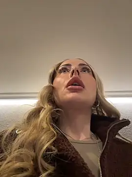 EmaSalis online show from 02-09-26, 08:18