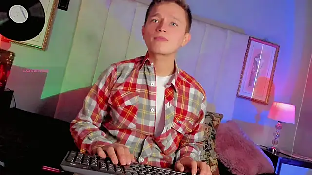 Tim wolf online show from 10-12-25, 04:17