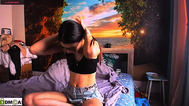 MollyLollipop online show from 01-24-25, 04:37