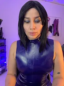 Snapshot of mylatexpleasure chatting on 09-19-25, 06:52 mylatexpleasure online show from 09-19-25, 06:52