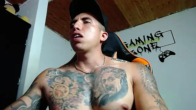 Adam Hudsond online show from 02-07-25, 01:58