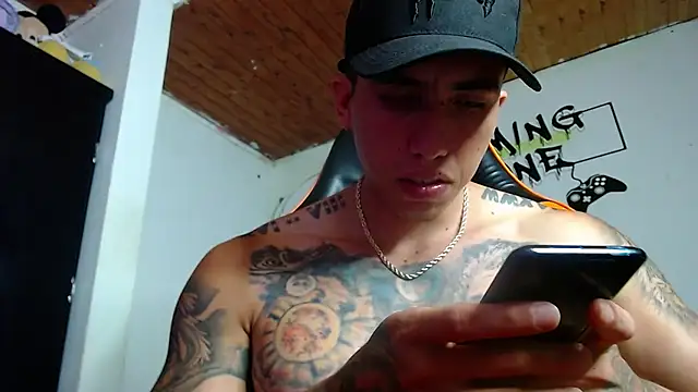 Adam Hudsond online show from 02-10-25, 03:42