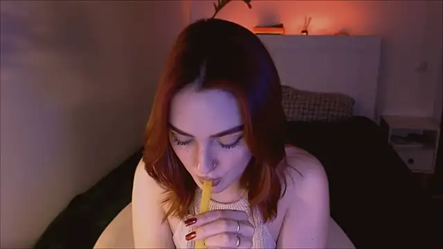 LilyFarey online show from 12-02-24, 07:16