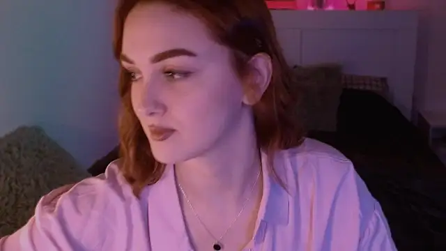 LilyFarey online show from 12-26-24, 06:01