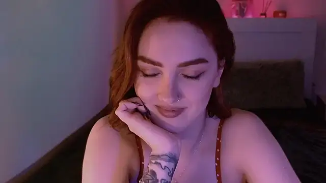 LilyFarey online show from 12-28-24, 06:29