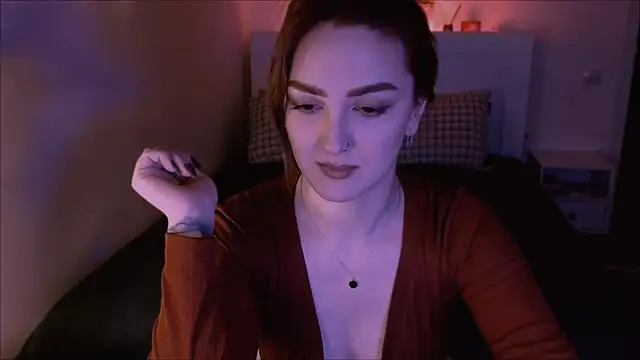 LilyFarey online show from 01-10-25, 06:06