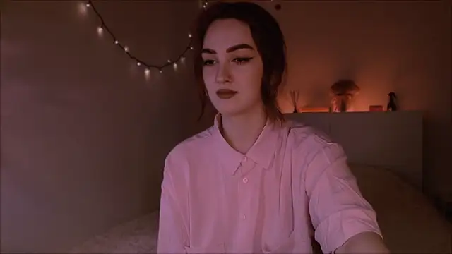 LilyFarey online show from 02-23-25, 08:22