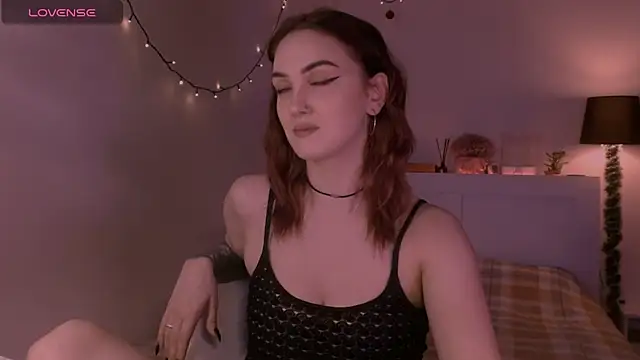 LilyFarey online show from 11-07-25, 07:36