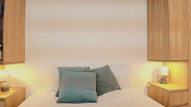 Isabella Harley online show from 09-15-25, 01:55