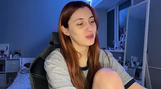 Uniarten online show from 01-21-25, 08:43