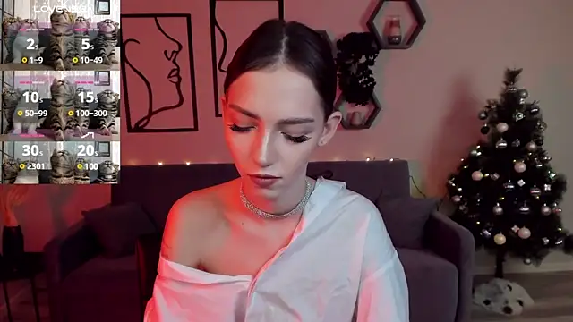 SophieCatty online show from 12-26-24, 10:20