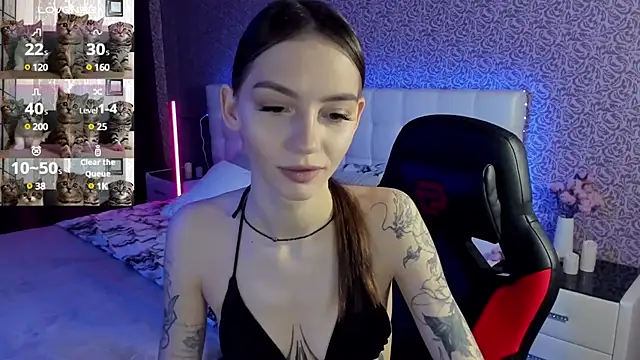 SophieCatty online show from 02-20-25, 06:17