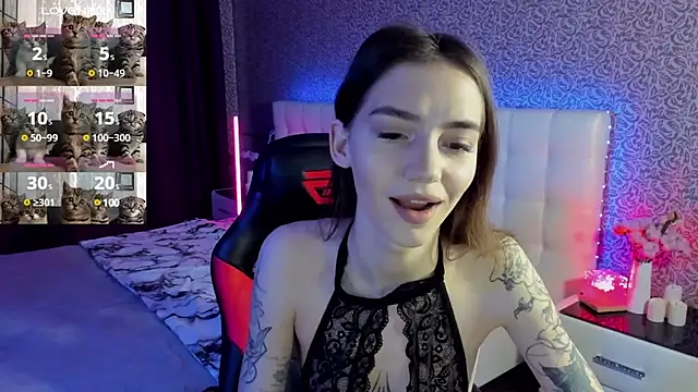 SophieCatty online show from 03-21-25, 07:33