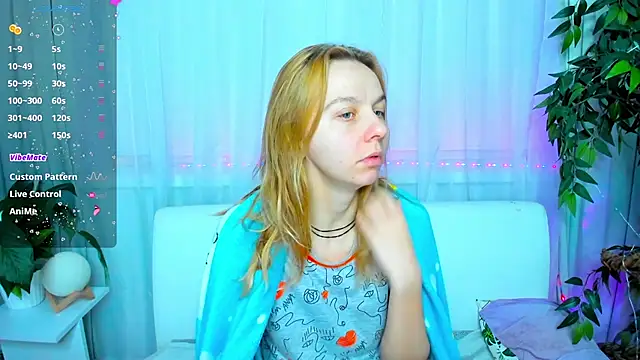 Snapshot of Bell_a_mi_ chatting on 02-12-25, 01:52 Bell a mi online show from 02-12-25, 01:52