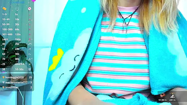 Snapshot of Bell_a_mi_ chatting on 02-14-25, 07:49 Bell a mi online show from 02-14-25, 07:49