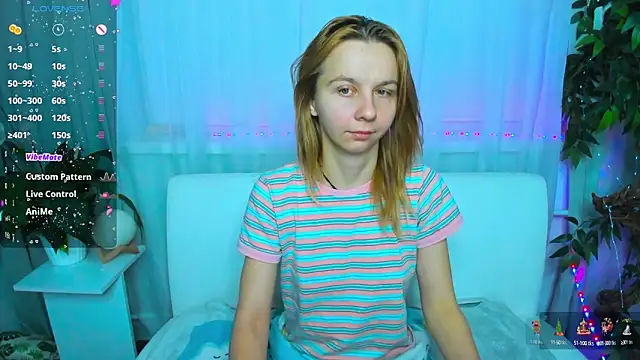 Snapshot of Bell_a_mi_ chatting on 02-15-25, 02:04 Bell a mi online show from 02-15-25, 02:04