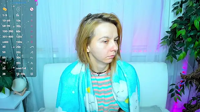 Snapshot of Bell_a_mi_ chatting on 03-05-25, 02:14 Bell a mi online show from 03-05-25, 02:14