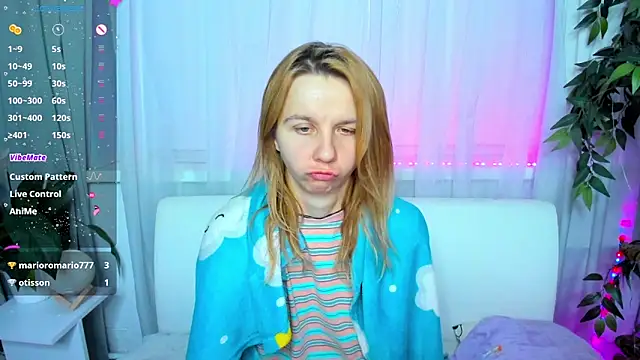 Snapshot of Bell_a_mi_ chatting on 03-07-25, 02:36 Bell a mi online show from 03-07-25, 02:36